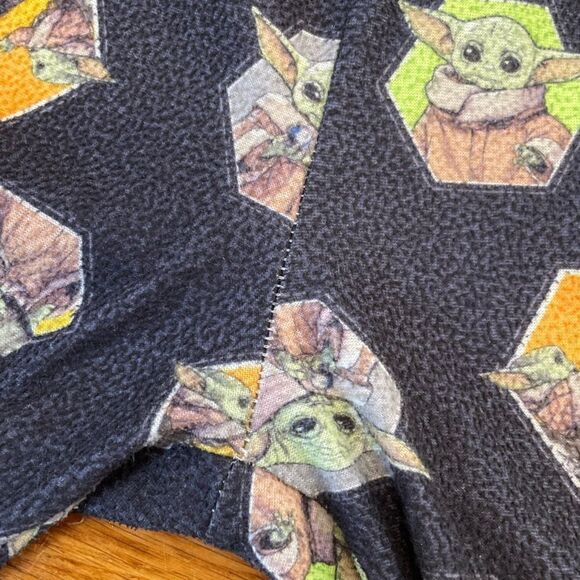 4/$25 Star Wars The Mendelian Pajama Set Long Sleeve Long Pants Size Medium - Picture 9 of 12